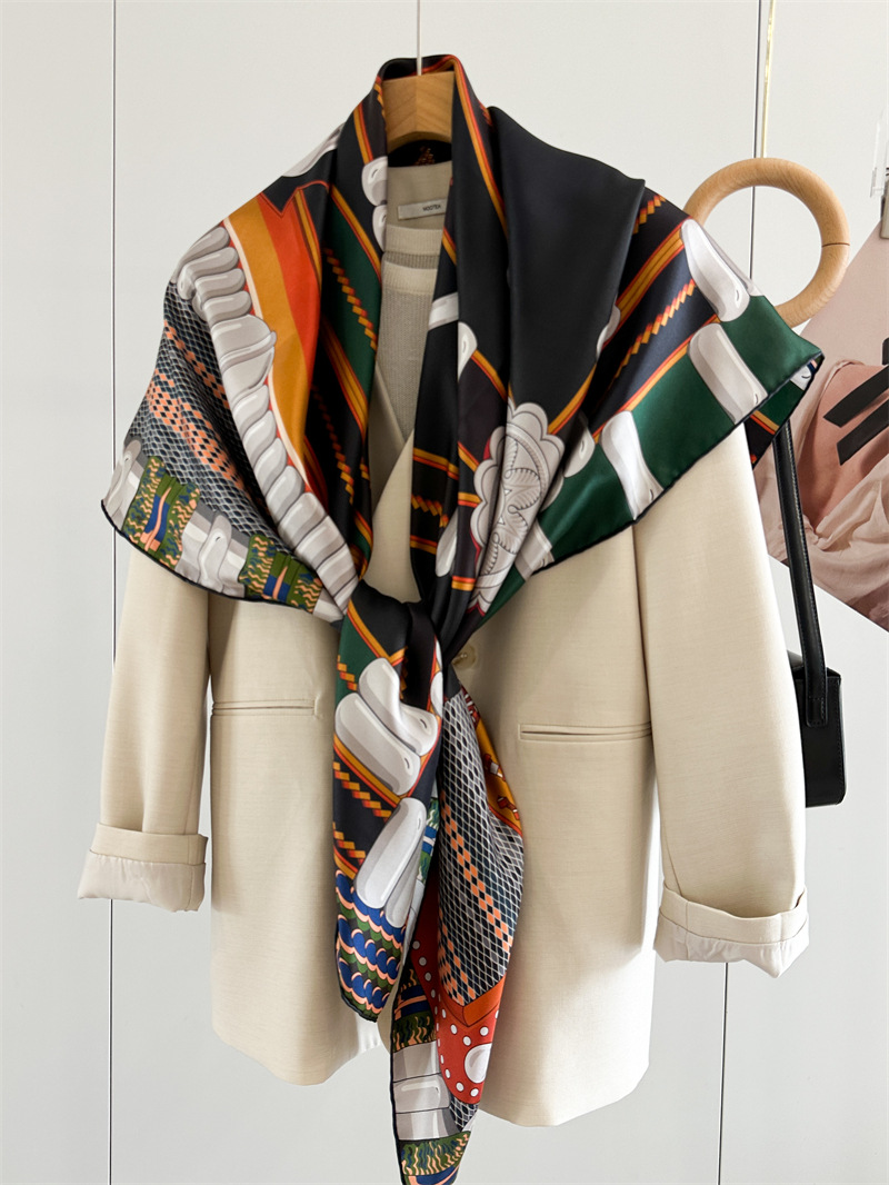 サドルプリントシルクスカーフ高級デザイナー手巻きエッジ大型シ - Travel Accessories Neck のレビューと価格