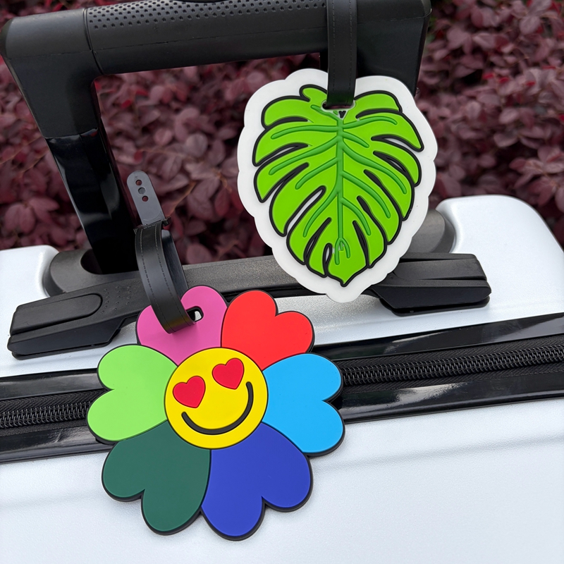 1/2 個花と緑の葉の形をした荷物タグ旅行搭乗券荷物ハンガー - Travel Accessories List のレビューと価格